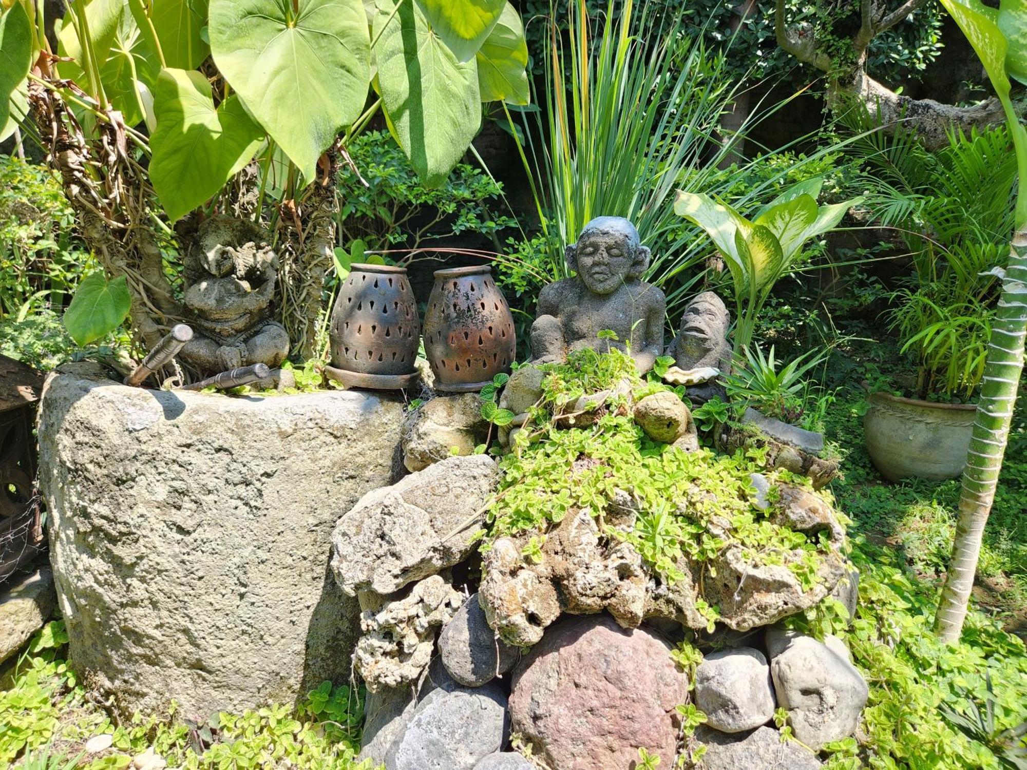 Villa Nesanur - Comfortable & Spacious Beachside Sanur Exterior photo